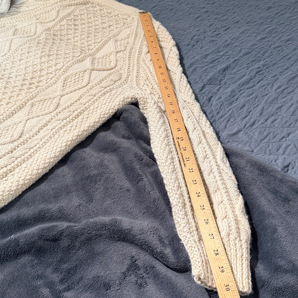 Hand Knit Button Irish Wool Aran Cardigan fisherman - Picture 9 of 9